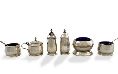 5 PIECES SPICES SERVICE - England George...