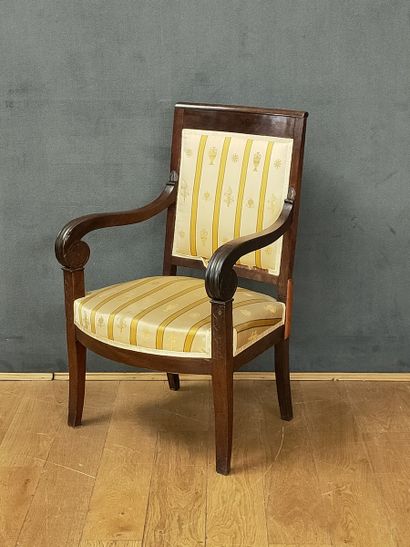 SET OF FOUR Restoration Period mahogany and...