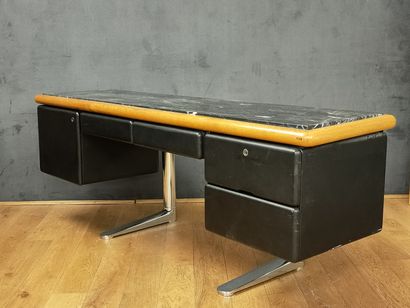 Warren PLATNER (1919-2006)

DESK Knoll Edition

Oak,...