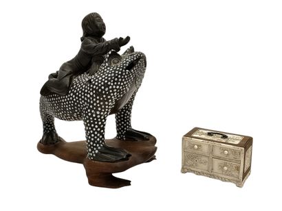 JAPAN MEIJI period (1868-1912) - SMALL COMPARTIENT...