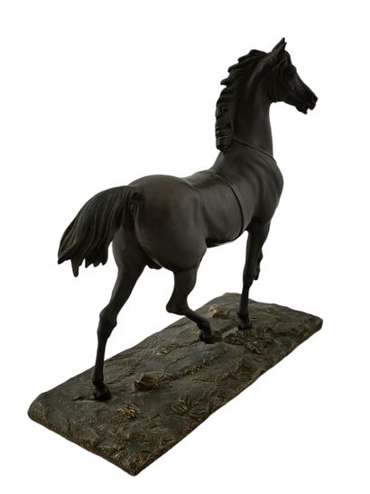 STATUETTE de cheval de la Fin du XIXème Siècle...