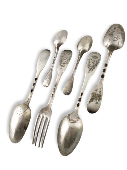 1 TABLE COVER, 2 TABLE SPoons and 1 PAIR...