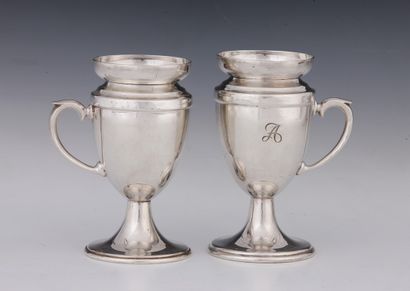 SET OF 6 TABLE CANDLES IN THE FORM OF A VASE...