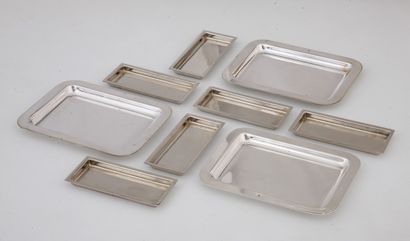 SET OF 5 INDIVIDUAL BEURRIERS AND SET OF...