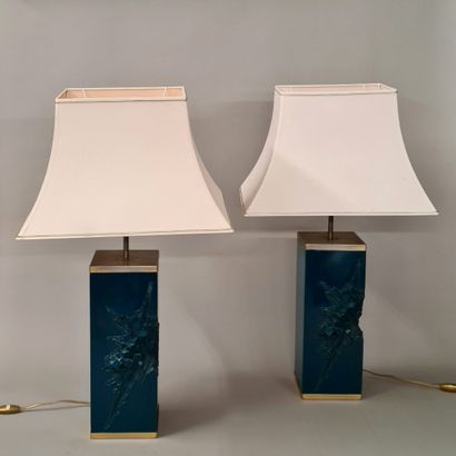 PAIRE DE LAMPES à section carrée Circa 1970...