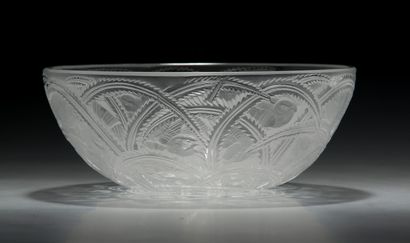 LALIQUE FRANCE D'après un modèle de René...