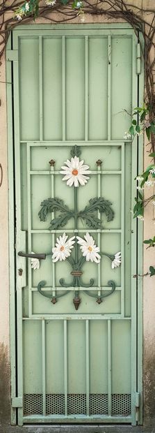 DEUX PORTES METALLIQUES d'Epoque 1900 en...