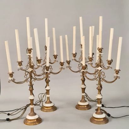 6 PIECES AUTEL HANGERS of the End of the...
