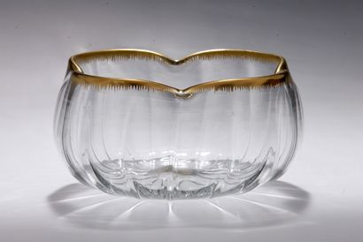 DAUM NANCY FRANCE - SMALL POLYLOBED CUP IN...