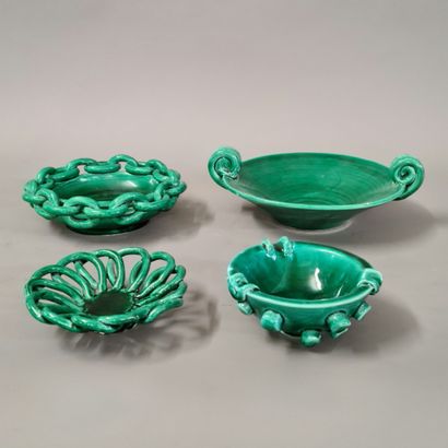 2 ASHTRAYS AND 2 POCKETS of two sizes Circa...