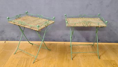 PAIRE DE PETITES TABLES DE JARDIN OU DE VERANDA...