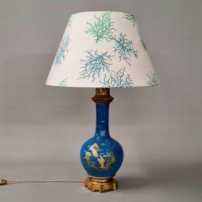 LAMPE BALUSTRE ANCIENNEMENT A HUILE de la...