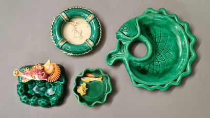 4 ASHTRAYS Circa 1960 in green and polychrome...