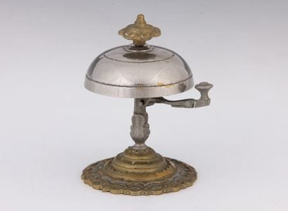 TABLE TIMBER in chromed metal and bronze...