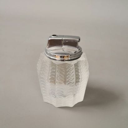 LALIQUE FRANCE - Modern table clock with...