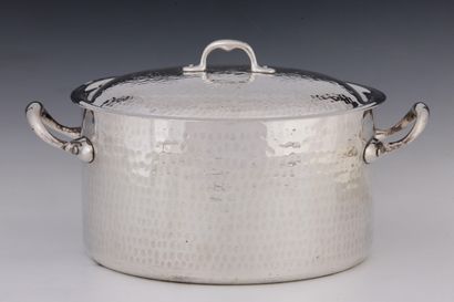CHRISTIAN DIOR - LEGUMIER COUVERT EN FORME...