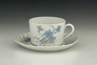 HAVILAND LIMOGES SET OF 11 TEA CUPS - H....