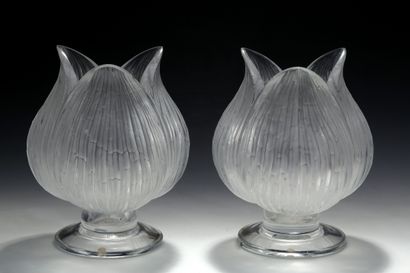 LALIQUE FRANCE - PAIRE DE PHOTOFORES LOTUS...