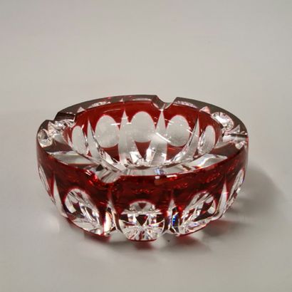 SAINT LOUIS - Red and white cut crystal ashtray...