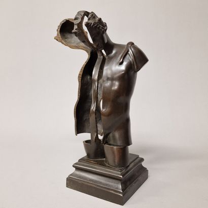 ARMAN (1928-2005)

Apollo

BRONZE with brown...