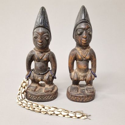 NIGERIA, Yourouba - A PAIR OF MALE IBEDJI...