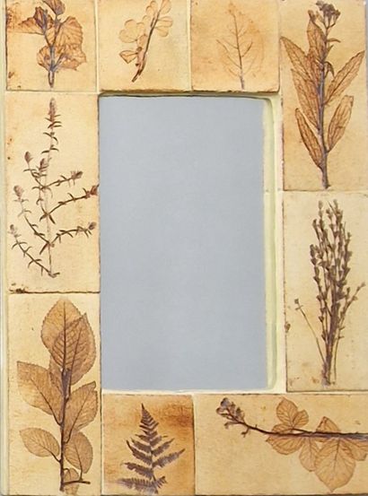 Roger CAPRON (1922-2006)

Foliage mirror

GRASS...