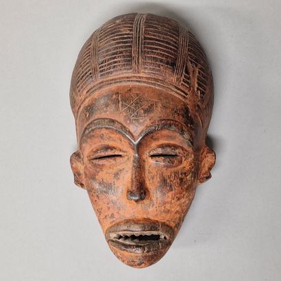 ANGOLA, TCHOKWE - SMALL MASK covered with...