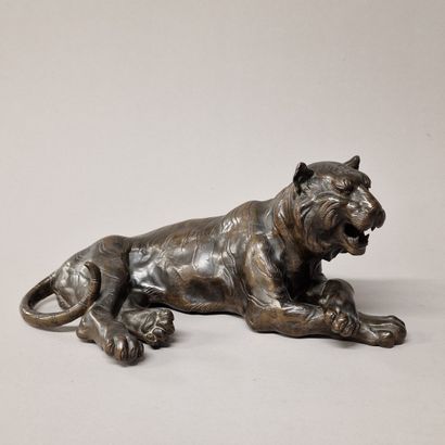 JAPAN - Meiji period (1868-1912) 

Reclining...