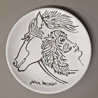 Jean MARAIS (1913-1998)

Plates Profile and...