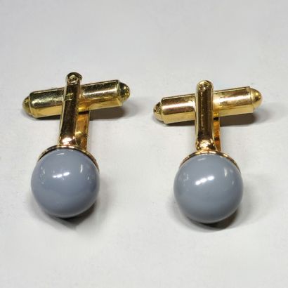 André GEKHIERE (1930-2021)


3 PAIRES DE...