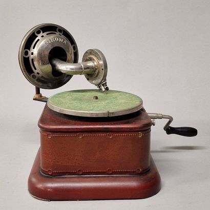 PHONOGRAPHE D'ENFANT de marque NIRONA, Circa...