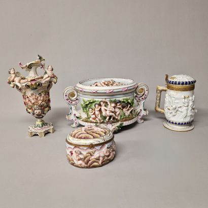 CAPODIMONTE GRANDE BOITE A BISCUITS, CHOPE,...