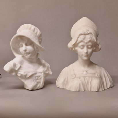 BUSTE DE JEUNE FILLE EN COSTUME RENAISSANCE...
