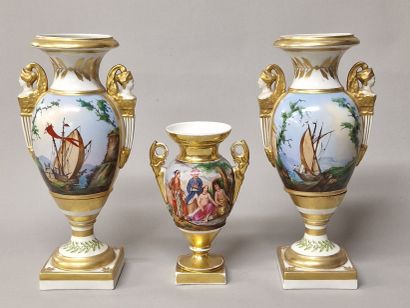 PETIT VASE AMPHORE d'Epoque Restauration...