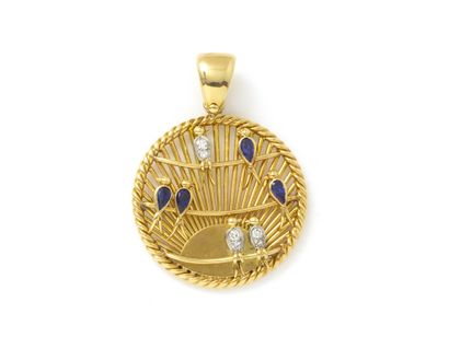 VAN CLEEF ARPELS
 - Round gold pendant 750...
