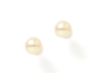 PAIR OF EARRINGS in gold 750 thousandth dressed...