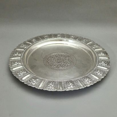 OVAL PLAT AND A ROUND PLAT on small topsy-turvy...