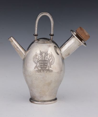 OIL BOILER in silver plated metal - England...