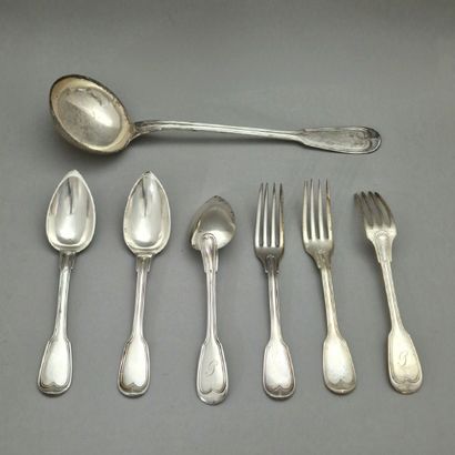 SET OF 9 FORKS AND 11 TABLE SPOONERS AND...