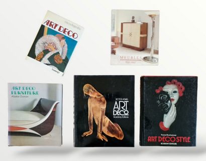 5 OUVRAGES SUR L’ART DECO :
- ART DECO, (ARWAS,...