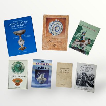 7 BOOKS ON CERAMICS :
- DEUX SIECLES DE PORCELAINE...