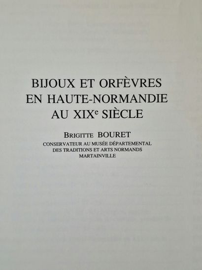 2 BOOKS ON REGIONAL GOLDSMITHING :
- BIJOUX...