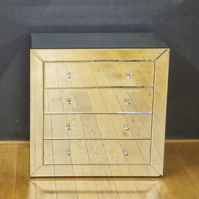 EICHHOLTZ - COMMODE Modèle 