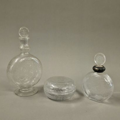 BACCARAT MODELE MICHEL ANGE 2 FLACONS A PARFUM...