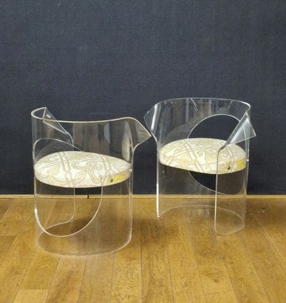 TRAVAIL DE DESIGNER - PAIRE de FAUTEUILS...