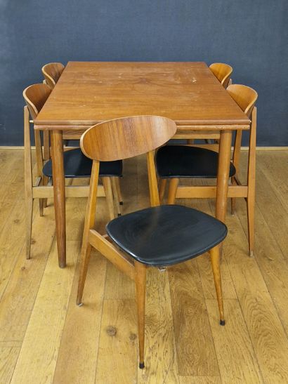MOBILIER DE SALLE A MANGER Circa 1960 comprenant:...
