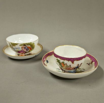 MEISSEN - TASSE A THE ET SA SOUCOUPE en porcelaine,...