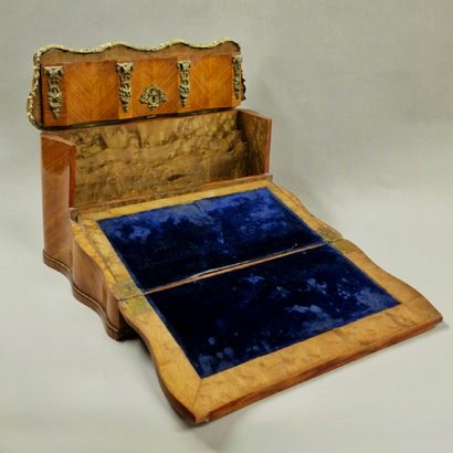 ECRITOIRE d’Epoque Napoleon III en placage...