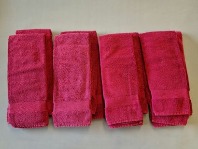 THE WHITE HOUSE - SET OF 8 TOILET CLOTHES...
