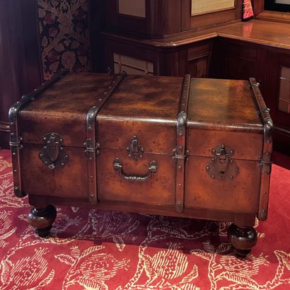 * MEUBLE BAR EN FORME DE MALLE DE VOYAGE...
